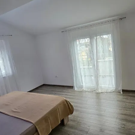 Nikol Апартаменти